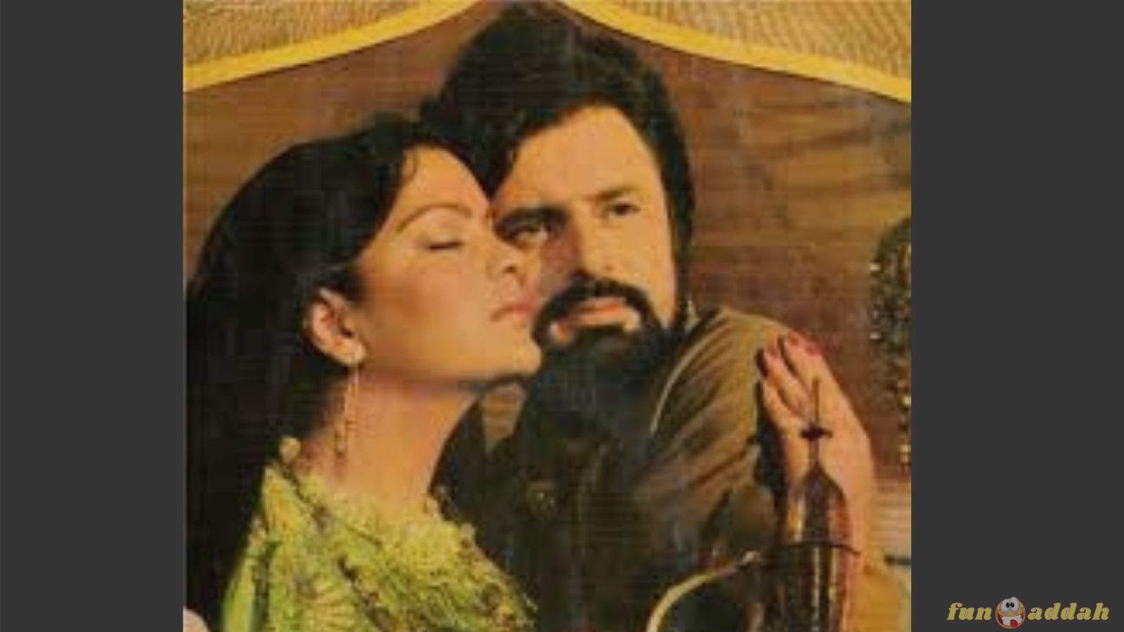 Most Popular Bollywood Affairs Of All Time Sanjay Khan and Zeenat Aman