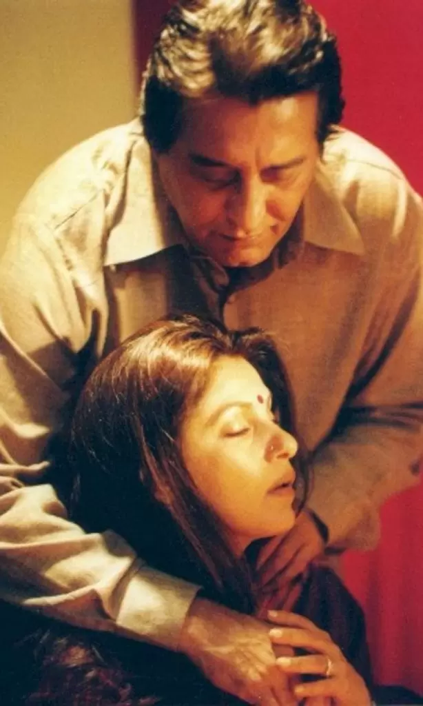 film stars Vinod Khanna Dimple Kapadia